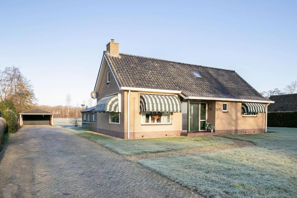 Knus Appartement Aan Bosrand Hornsterzwaag Exterior photo